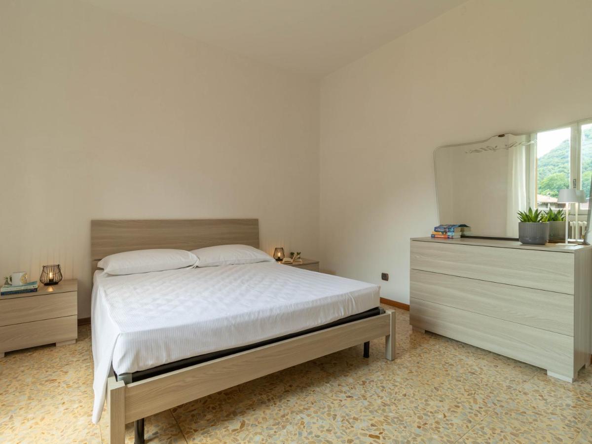 Mamma Ciccia Holiday Home - Mountains & Lake مانديلو ديل لاريو المظهر الخارجي الصورة