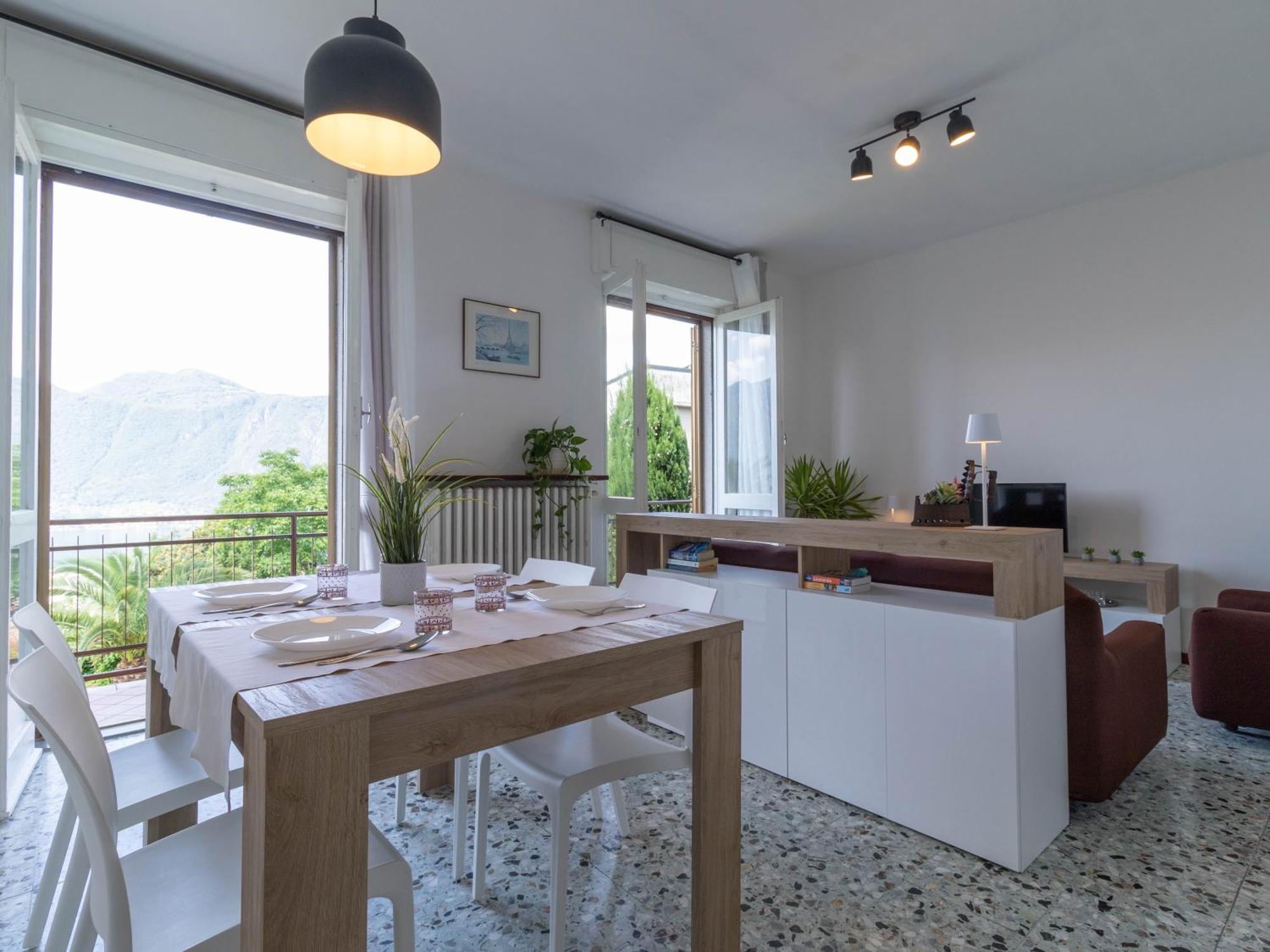 Mamma Ciccia Holiday Home - Mountains & Lake مانديلو ديل لاريو المظهر الخارجي الصورة